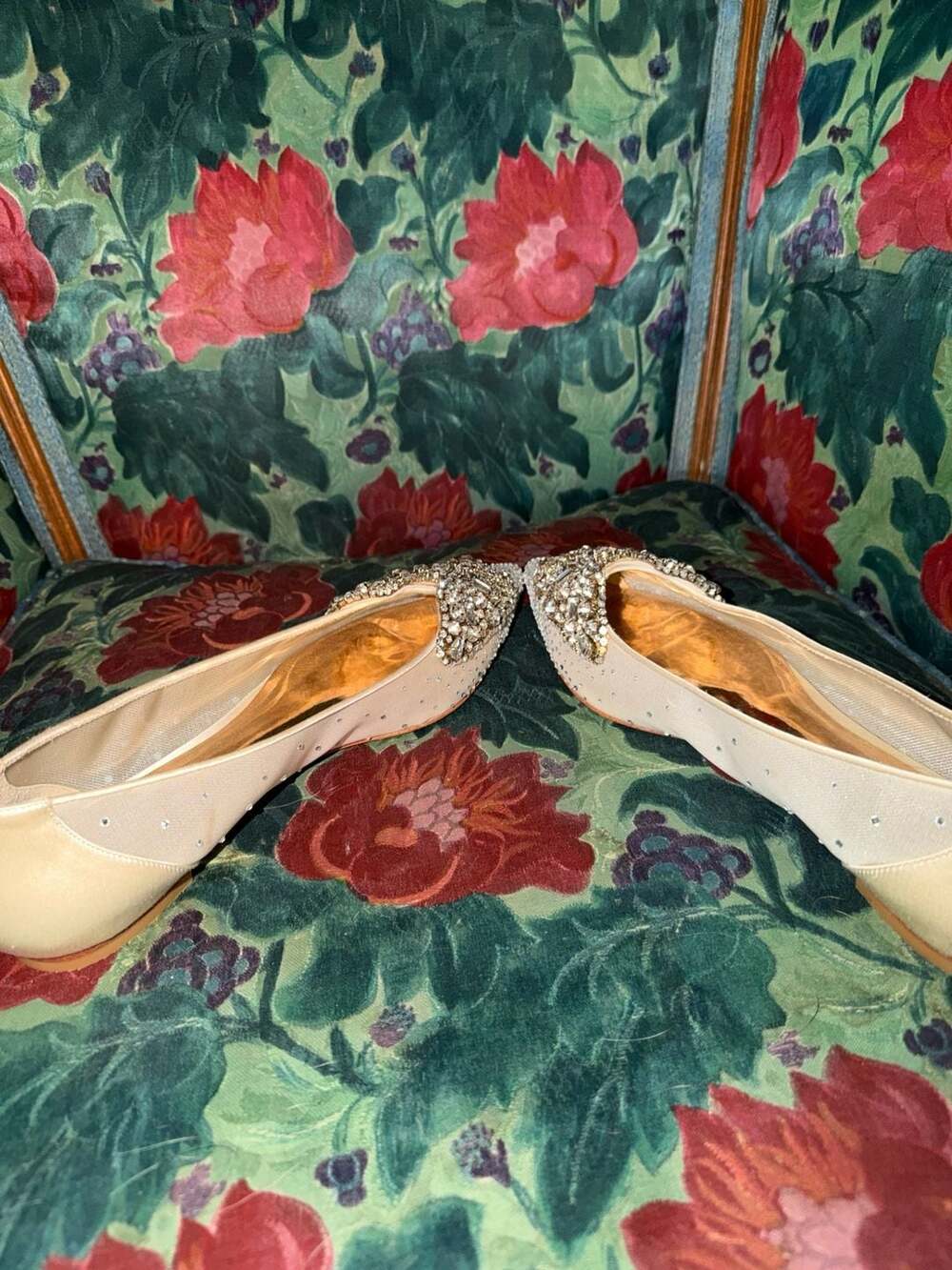 Badgley Mischka Quinn Embellished Pointed Toe Evening Flats - Picture 4 of 7